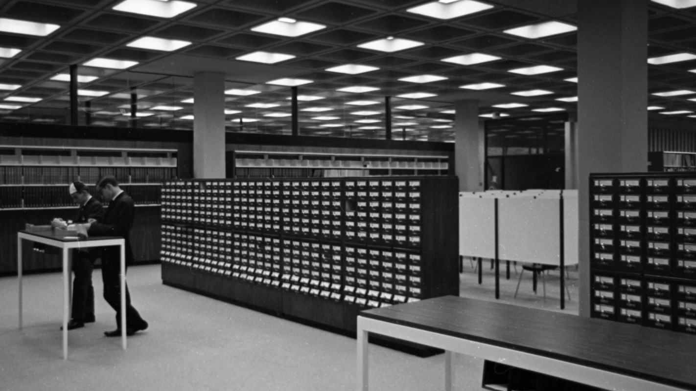 Central Card Catalog at Jean-Charles-Bonenfant Pavilion, Laval University, Source: Wikimedia Central Card Catalog at Jean-Charles-Bonenfant Pavilion, Laval University